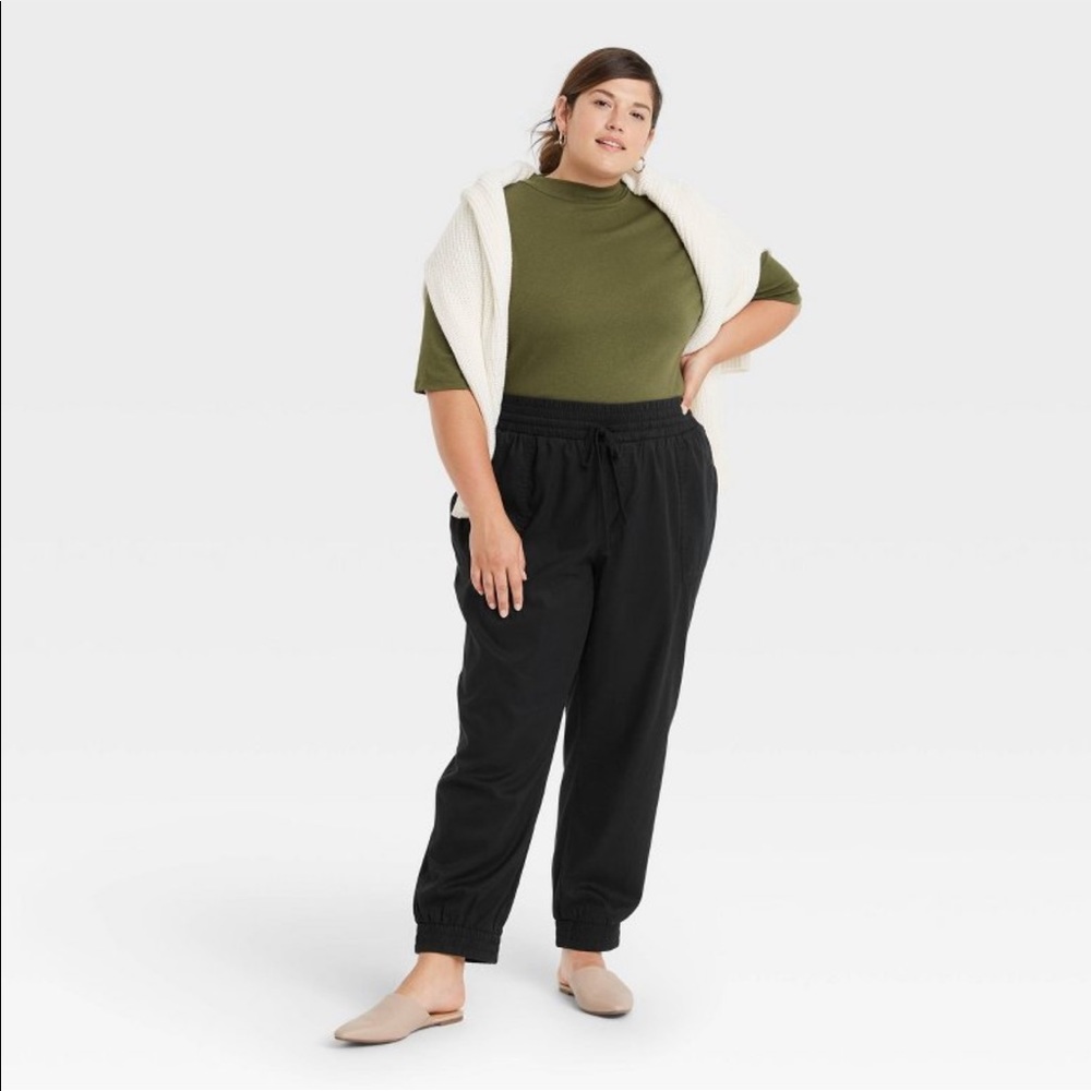 NWT A New Day High-Rise Woven Joggers